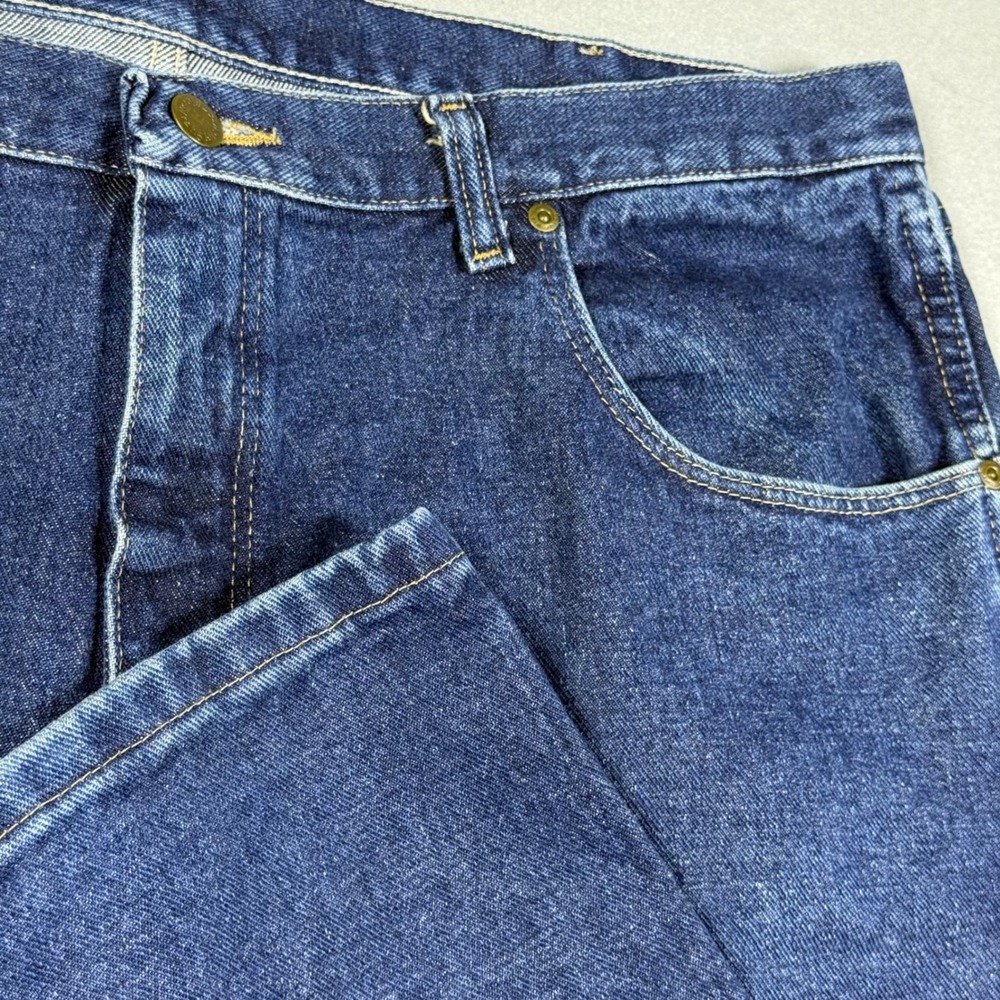 Wrangler Rugged Wear Relaxed Fit Dark Wash Blue Denim Jeans Mens 40x29